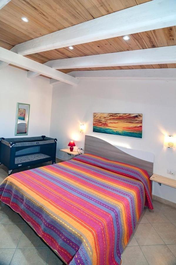 Case Vacanze Budoni Beach Εξωτερικό φωτογραφία